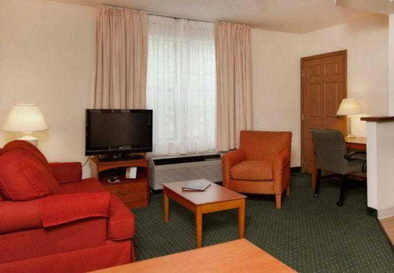 Towneplace Suites Charlotte University Research Park Zewnętrze zdjęcie