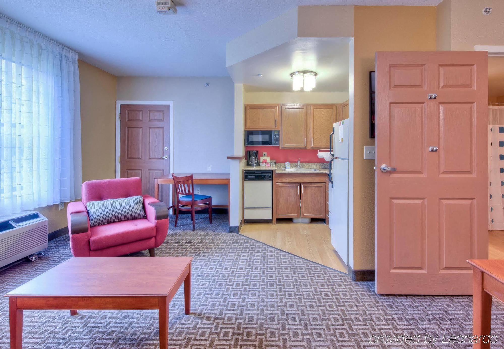 Towneplace Suites Charlotte University Research Park Zewnętrze zdjęcie