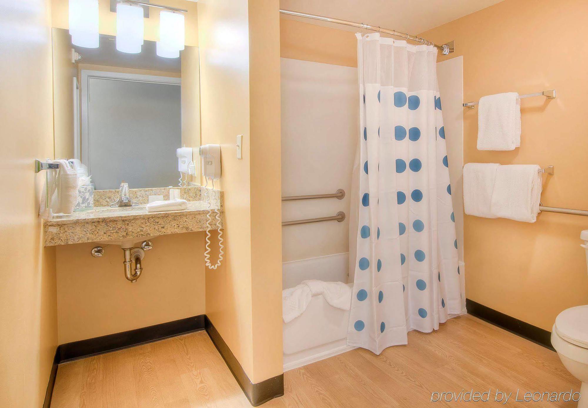 Towneplace Suites Charlotte University Research Park Zewnętrze zdjęcie