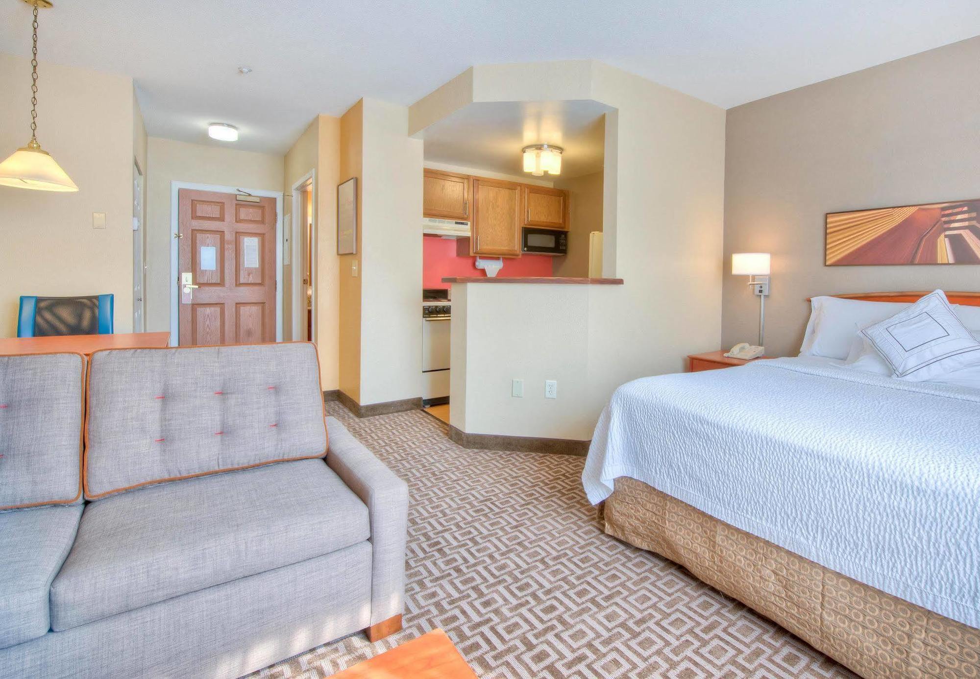 Towneplace Suites Charlotte University Research Park Zewnętrze zdjęcie